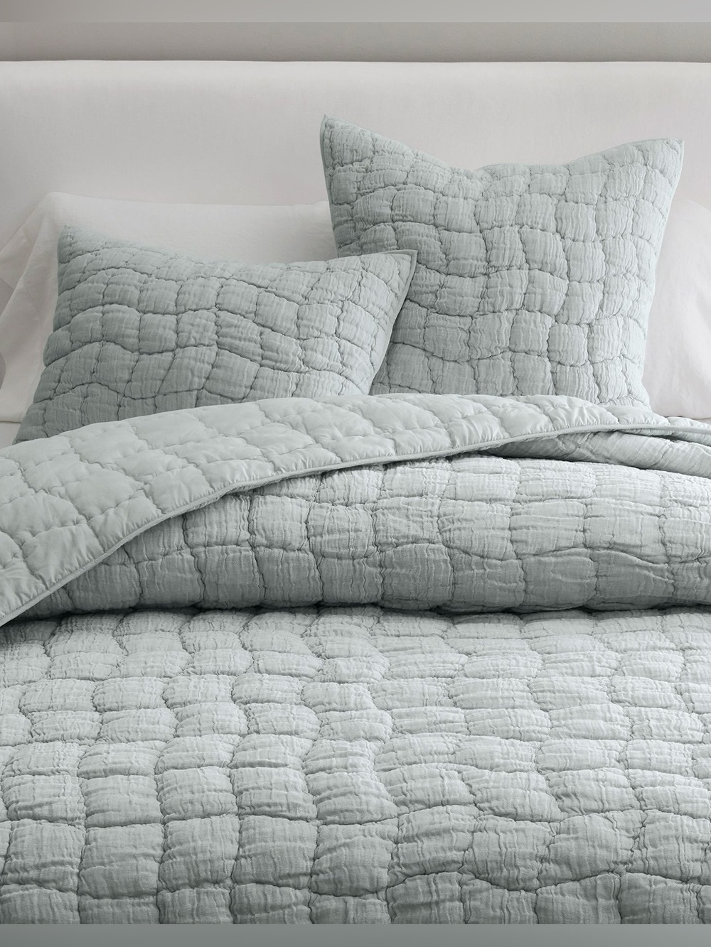 Pottery Barn Cloud Quilted Euro Sham Chambray Set of 2 New Linen Cotton